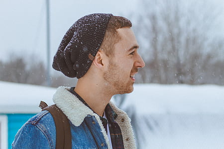 man facing sideways thumbnail