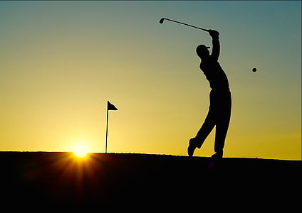 silhouette of a man playing golf thumbnail