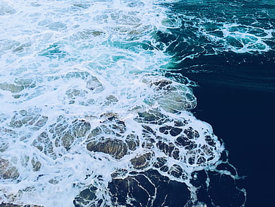 water waves thumbnail