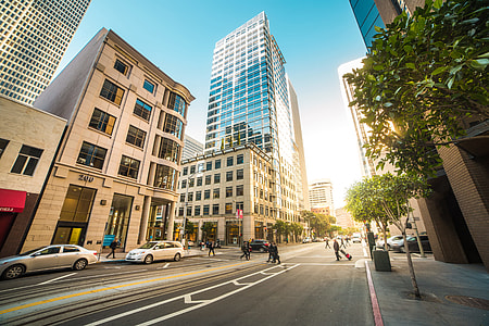 Busy Street in the Center of San Francisco thumbnail