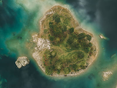 aerial view of island thumbnail