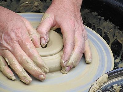 person molding vase thumbnail
