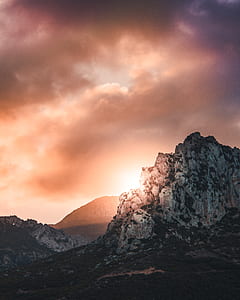 gray mountains thumbnail