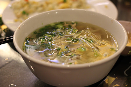 Rice Noodles, Vietnamese Noodle Soup thumbnail