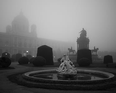 Two People Statue over Fog thumbnail