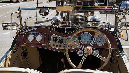 unoccupied vehicle thumbnail