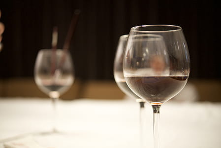 clear wine glass thumbnail