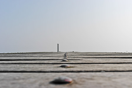selective focus photo of gray wooden frame thumbnail