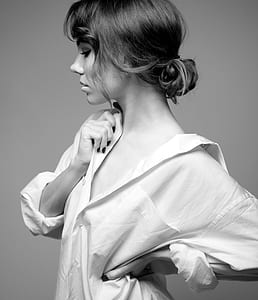 woman wearing dress shirt thumbnail