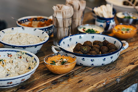 Traditional Middle Eastern lamb kofta dinner thumbnail
