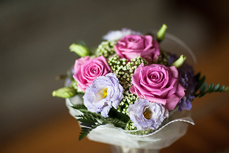 pink and purple roses bouquet close up photo thumbnail