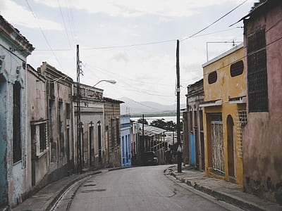 photo of road between houses thumbnail