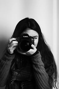 woman using Canon EOS thumbnail