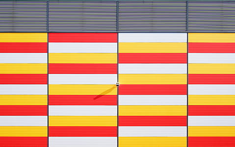multicolored test card thumbnail