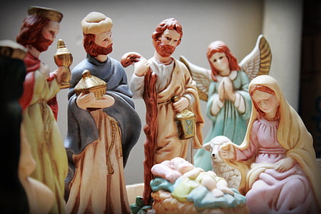 the nativity figurine set thumbnail
