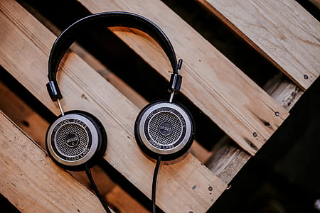 black headphones on brown pallet thumbnail
