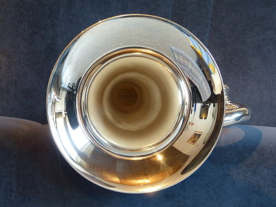 closeup photo of brass-colored rod thumbnail