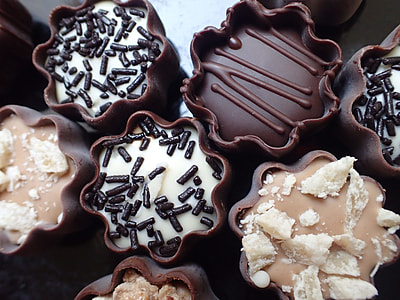 Chocolate Bonbons, Pralines thumbnail