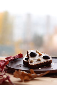 two slice breads on brown plate thumbnail