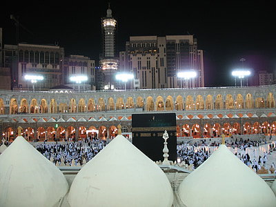 white mosque thumbnail