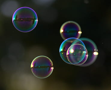 shallow focus photography of bubbles thumbnail
