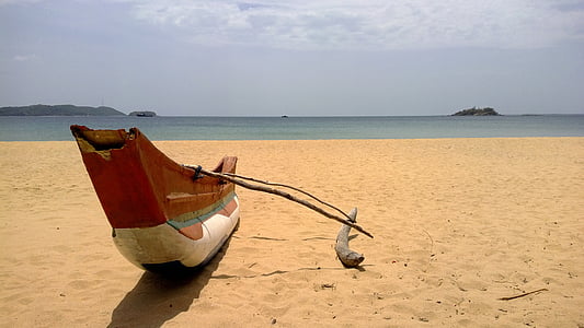 brown and white boat thumbnail
