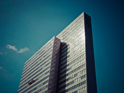 gray concrete high-rise building thumbnail