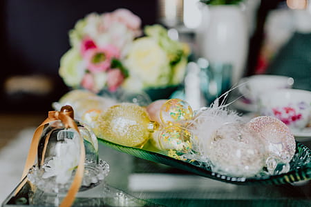 Easter Table Decorations thumbnail