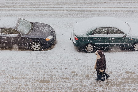 Snowy Street with Cars thumbnail