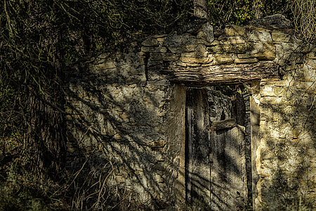 concrete house thumbnail
