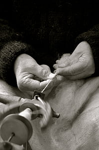 spin, spinning wheel, hand, craft, black, white thumbnail