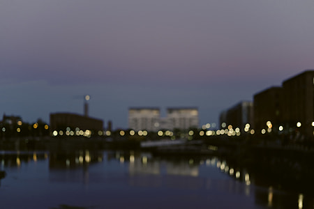 bokeh photo of buildings thumbnail