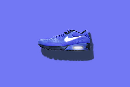 unpaired blue and white Air Max shoe thumbnail