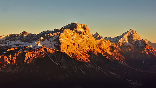 mountain covered with snow thumbnail