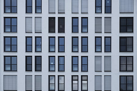 close-up photography of concrete building thumbnail