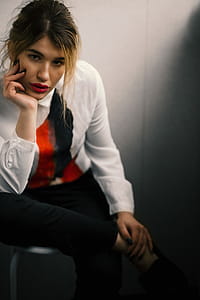 Woman Wearing White Dress Shirt thumbnail