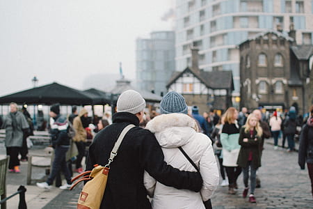 man and woman walking together thumbnail