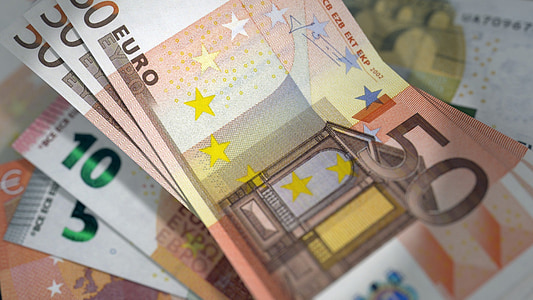 close-up photo of 50 euro banknote thumbnail