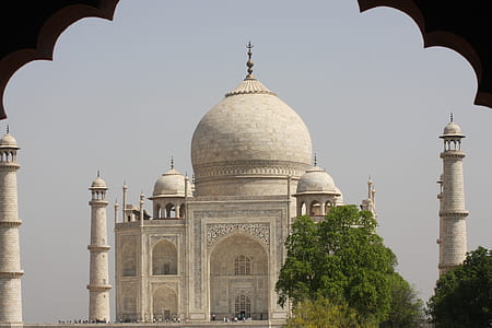 white mosque thumbnail