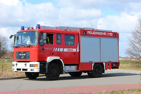 red firefighter vehicle thumbnail