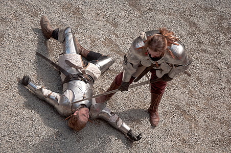 two knights fighting thumbnail