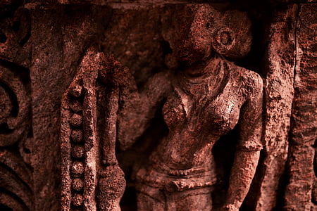 woman concrete statue thumbnail