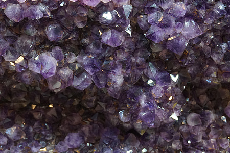 close up photo of amethyst geode thumbnail
