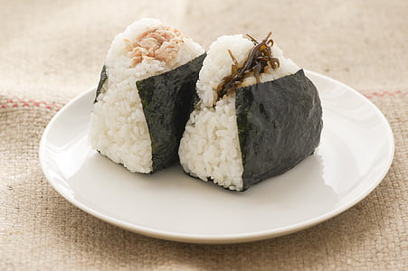 round white plate of rice thumbnail