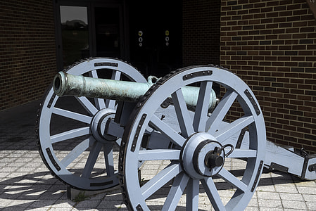 Cannon outside the visitor's Center Yorktown, Virginia thumbnail