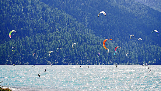 Kite Surfing, Wind Surfing thumbnail