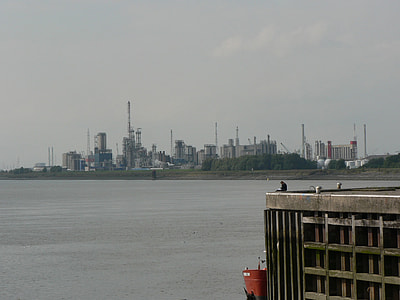 Chemical Plants in Antwerp, Belgium thumbnail