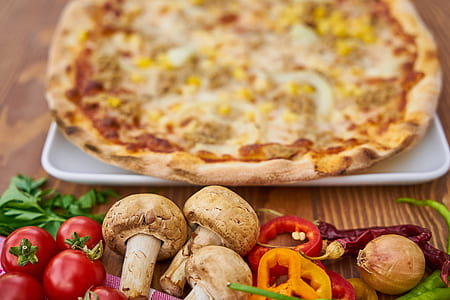 pizza and vegetables thumbnail