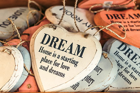 White and Orange Wooden Heart Dream Quote Decor Lot thumbnail