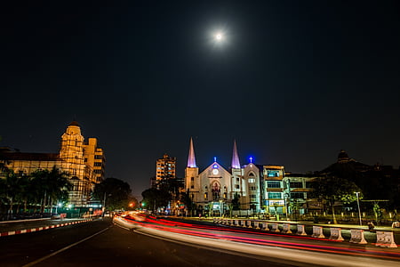 gray cathedral thumbnail